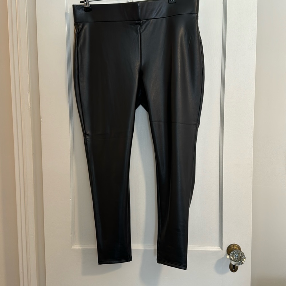 Women’s Faux Leather Black Leggings
